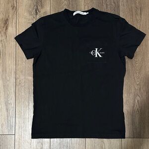 Calvin Klein Jeans Black Short-Sleeve Logo Pocket Tee